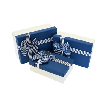 Набор подарочных коробок прямоугольных с бантом 3шт 11033779