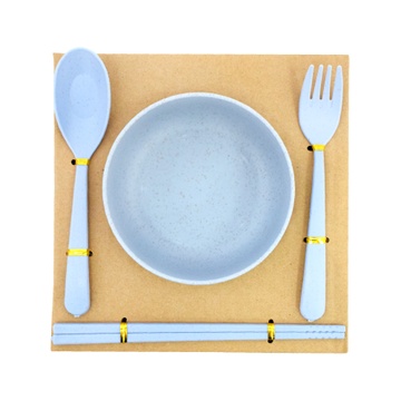 Набор столовой посуды голубой 16693