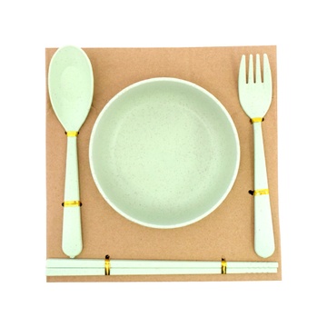 Набір столового посуду зелений 16709