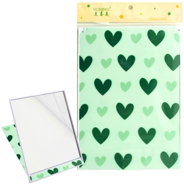 Зеркало-планшет с сердечками зеленое 373437 15*21см